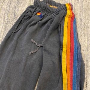 Aviator nation sweats with pockets